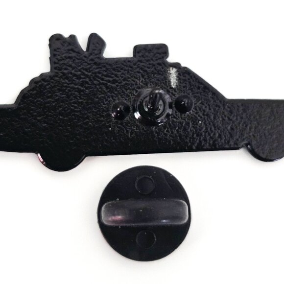 Retro Ghostbuster Car Enamel Pin, Vintage Sci-Fi Collectible, Classic 80's Movie - Picture 3 of 3